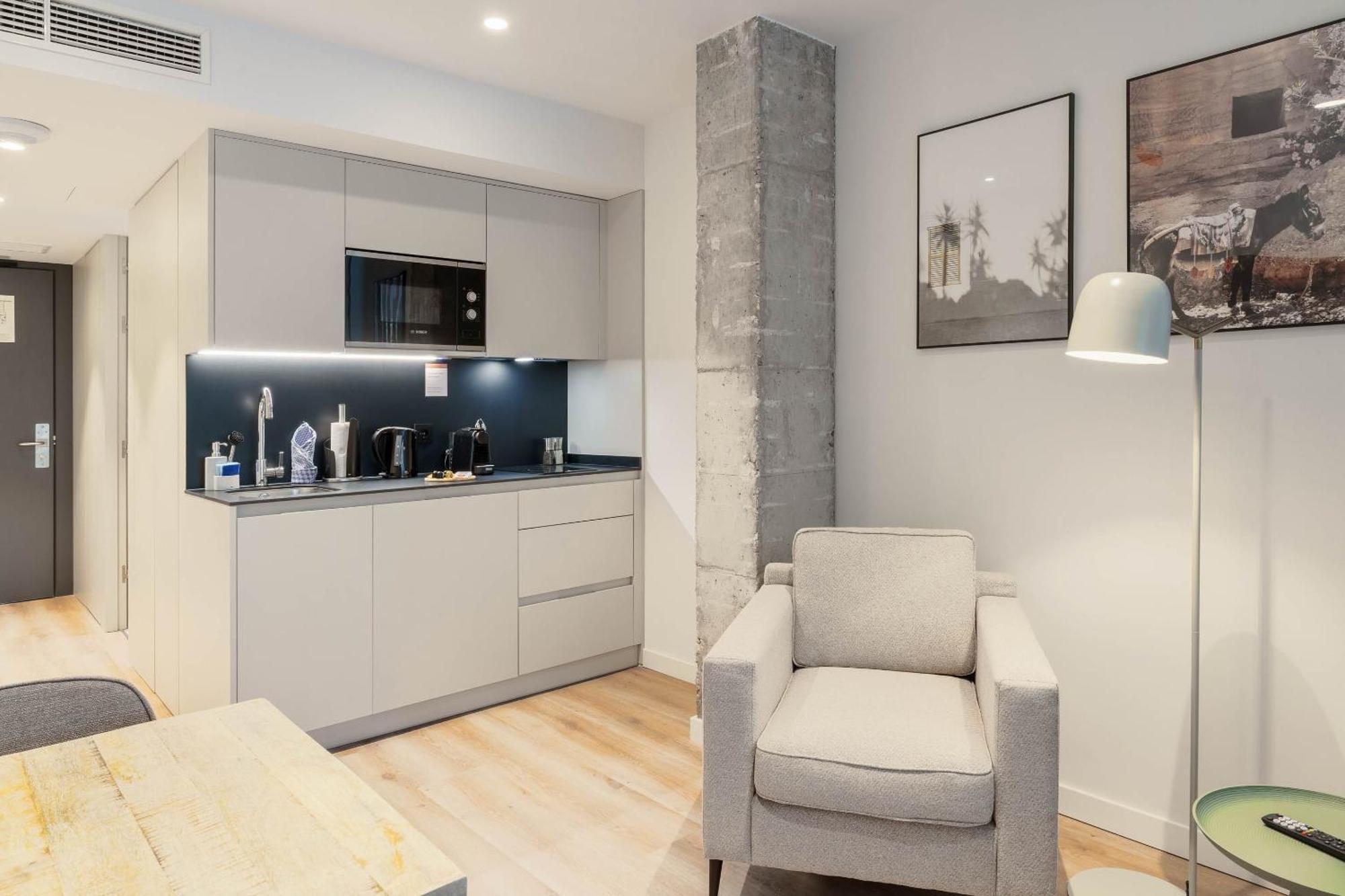 Limehome Madrid Calle De Juan Hurtado De Mendoza Экстерьер фото