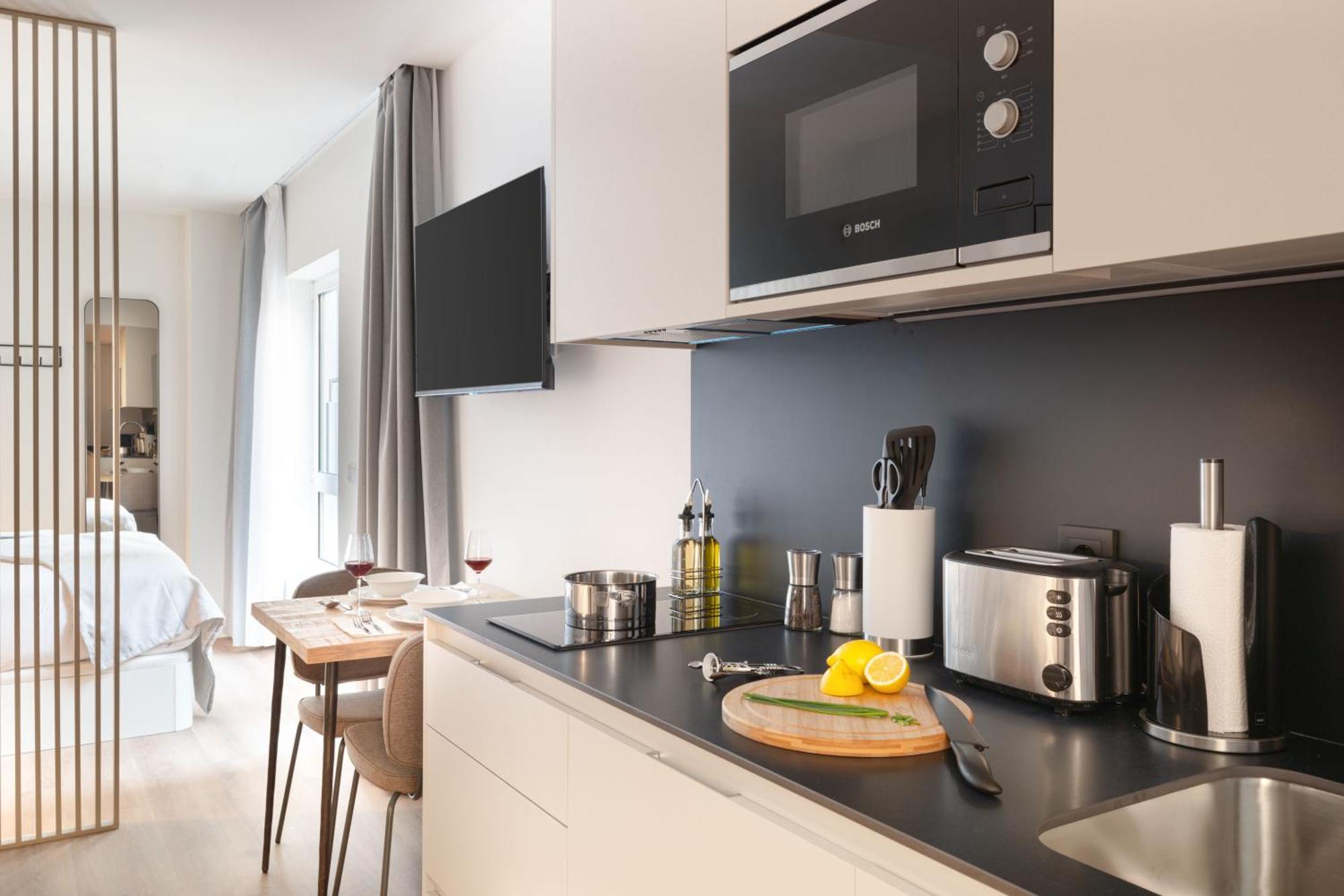 Limehome Madrid Calle De Juan Hurtado De Mendoza Экстерьер фото